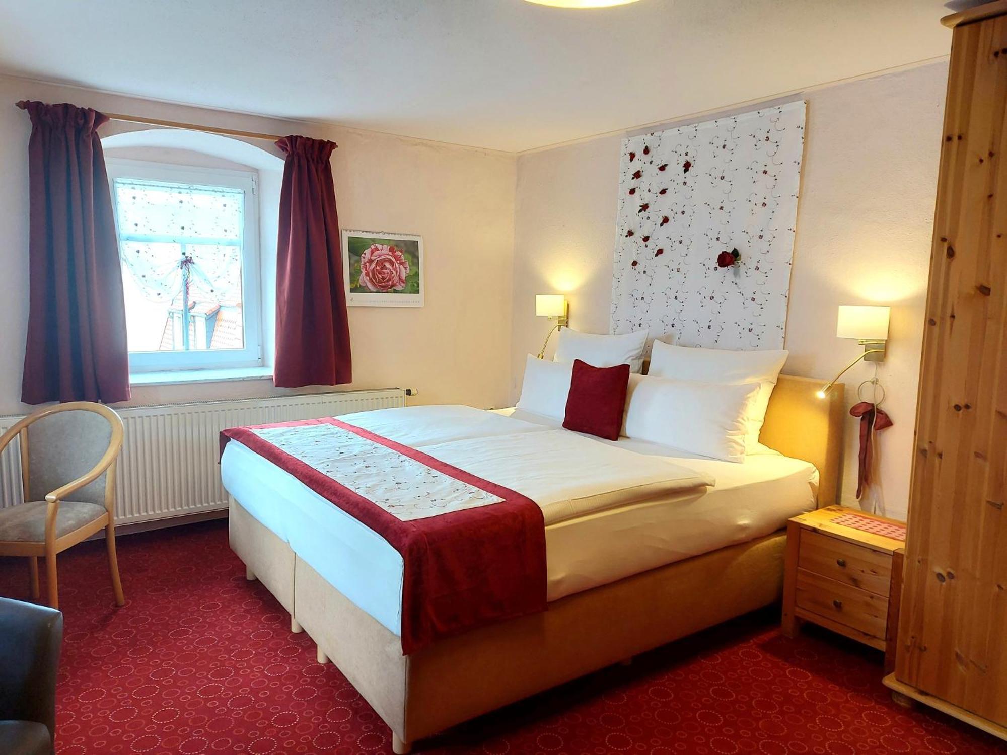 Logis L Auberge Gutshof بيشوفسفيردا المظهر الخارجي الصورة